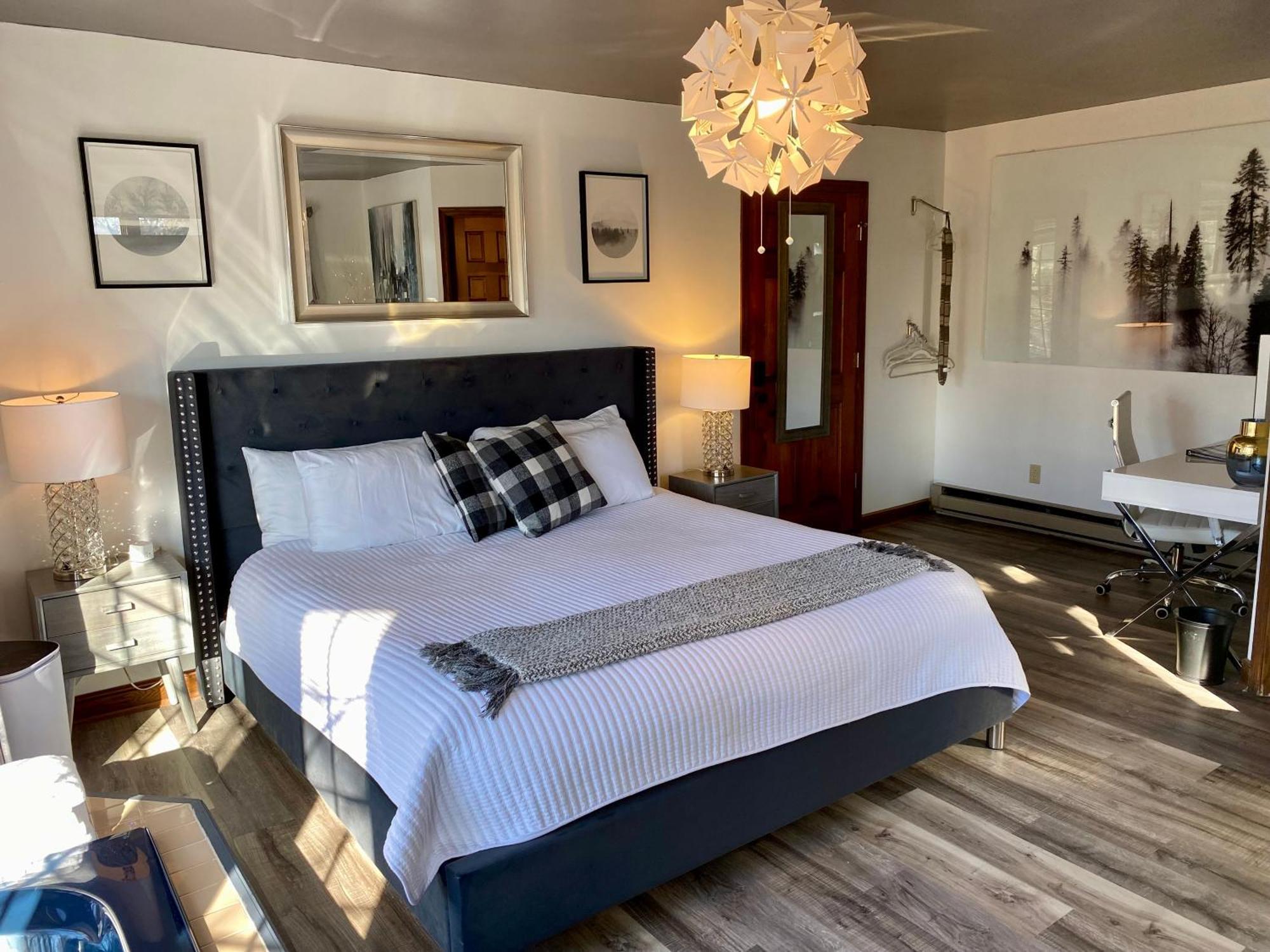 Otter Creek Eau Claire 4*